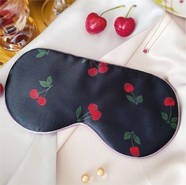 Custom Silk Sleeping Eyemask